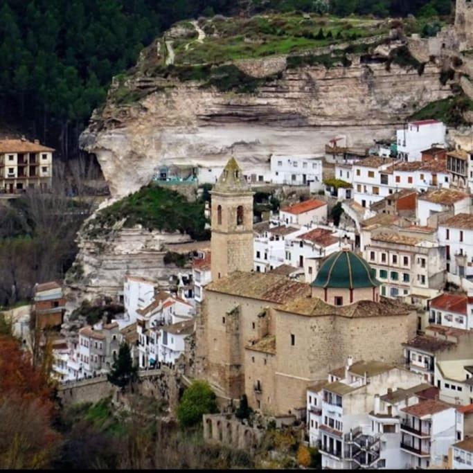 Casa Rural El Abejorro Alcala del Jucar Ngoại thất bức ảnh